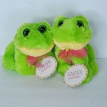 Green Frog Plush Dan Dee Easter Pink Bow Tie Stuffed Animal Lot of 2 Big Eye 7&quot; - £17.02 GBP
