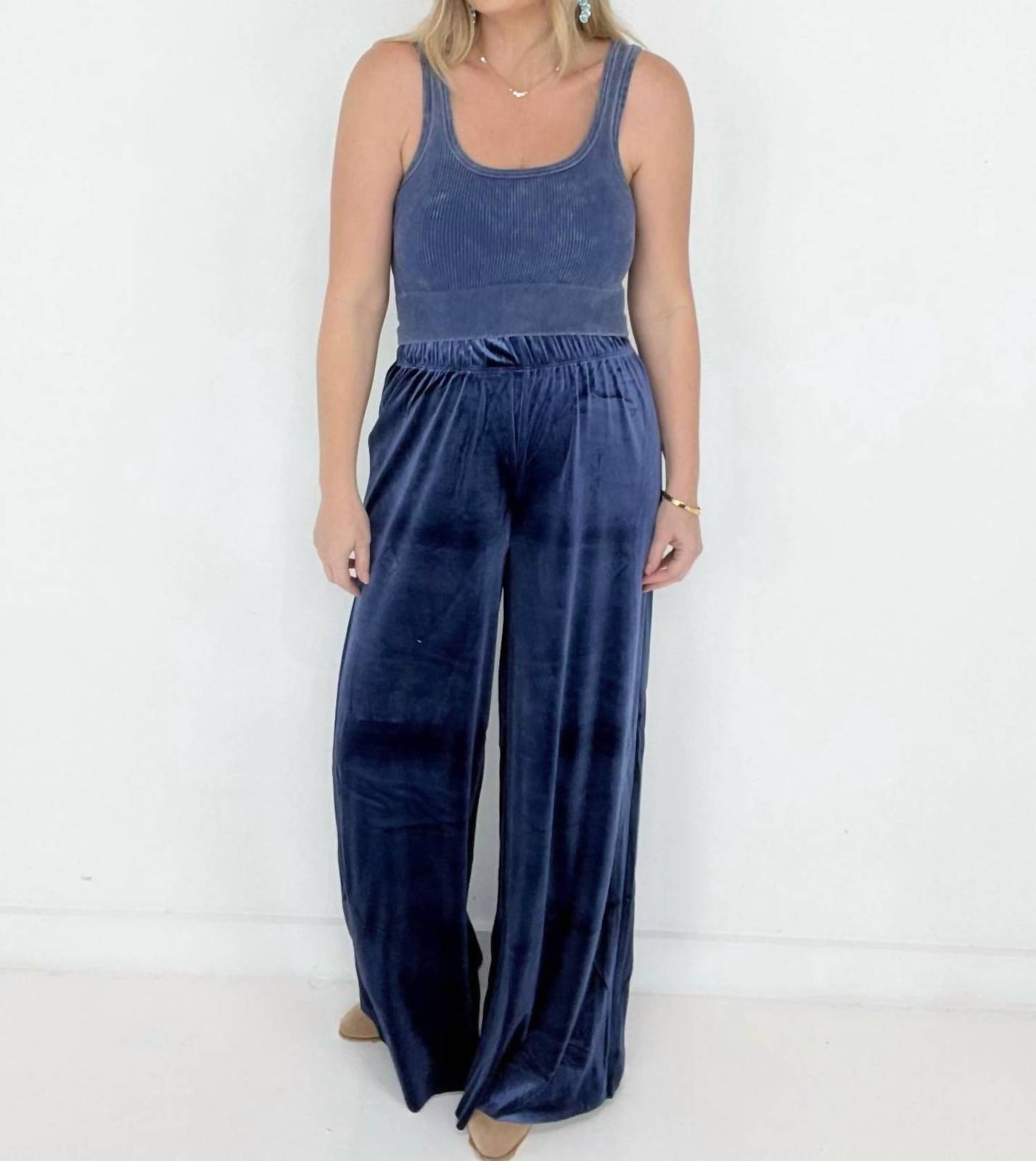 Zenana velvet wide leg pants in Navy - size XL