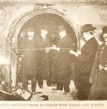 1904 Measuring Exit Of Chicago Iroquois Theater Fire Where Hundreds Died... - $56.04 CAD