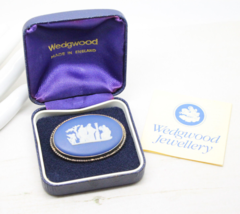 Vintage Wedgwood Jewellery Classic Blue Jasperware Cameo BROOCH Pin With Box - £24.11 GBP