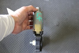 99 BMW RIGHT PASSENGER SIDE WINDOW MOTOR BOSCH  C263 image 4