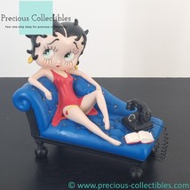 Extremely rare! Betty Boop on a blue sofa statue. Rutten bv. Peter Mook. - $616.07 CAD