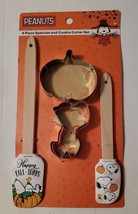 Snoopy Peanuts Happy Fall idays  4 piece cookie cutters spatulas set FAL... - $11.99