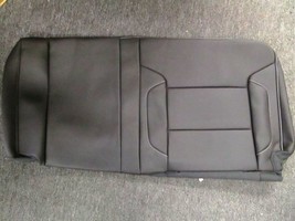 OEM Chevrolet SIlverado GMC Sierra Back Bench Seat Cover 22944338 - £69.28 GBP