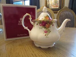 Royal Albert Old Country Roses Bone China Tea Pot 7.5&quot;H   New - €55,85 EUR
