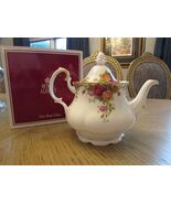 Royal Albert Old Country Roses Bone China Tea Pot 7.5&quot;H   New - $1,171.02 MXN