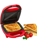 Sandwich Maker Grill, 520 Watts, Red - $489.64 MXN