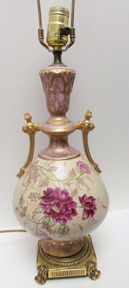 Primary image for Victorian Table Lamp Porcelain Hand Painted Floral Brass Base Automax Finial VTG