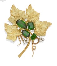18k or Jaune Feuille Broche W / Vert Tourmaline Et 0.24 CT Diamant Accents - $3,777.79