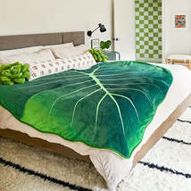 Green Leaf Flannel Blanket Cozy Throw for Home and Travel - £22.29 GBP+