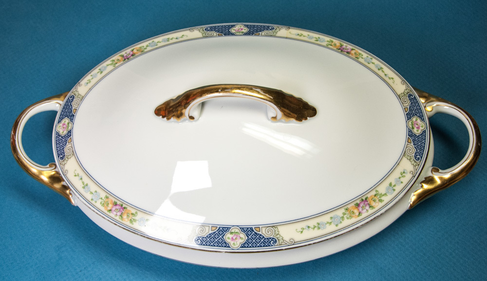 Bohemia Ceramic Cecil Oval Serving Bowl Vegetable Server w Lid Czechoslovakia Item image 2