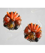 Baroque Shades of Amber Plastic Bead Cluster Clip Earrings 1960s  vintage - $12.30