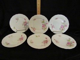 6 Vintage Porcelain 7.25&quot; Plates Pink Florals Scalloped Rim 4 VG, 2 Have a Chip - $9.49