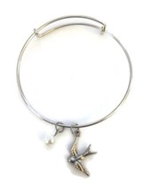 Women&#39;s Silver Tone Bird Nature Charm Bangle Bracelet - £23.75 GBP