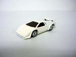 Hot Wheels Lamborghini Countach LP500S Vintage White Die-Cast Car Ultra ... - €6,75 EUR
