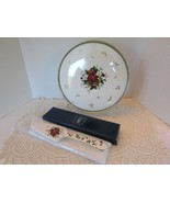 MIKASA FINE BONE CHINA CAKE PLATE AND SERVICE HOLIDAY DELIGHT POINSETTIA... - $16.78