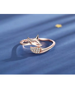 Fox rose gold crystal ring - $188.30 MXN