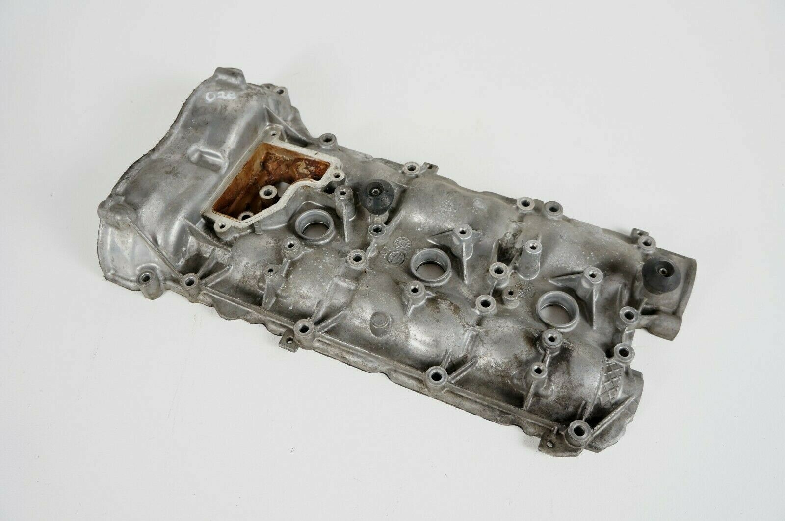 06-2011 mercedes m272 r350 clk350 e350 lh left driver side valve cover  ... - $108.22