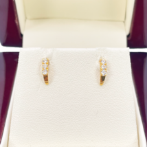 22ct Yellow Gold Three Stone Half Hoop Earrings 8mm - $2,921.79 MXN