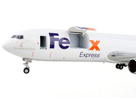 Boeing 767-300F Commercial Aircraft Federal Express White w Purple Tail Interact - £106.22 GBP