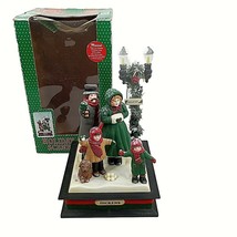Vintage Musical Dickens Christmas Caroling Scene Holiday Creations 1993 - £15.14 GBP