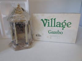 DEPT 56 52652 VILLAGE GAZEBO VILLAGE ACCESSORY MINT IN BOX    - $168.34 MXN