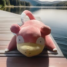 Pokemon Slowpoke Large 22in Plush jazwares nwot - $548.91 MXN