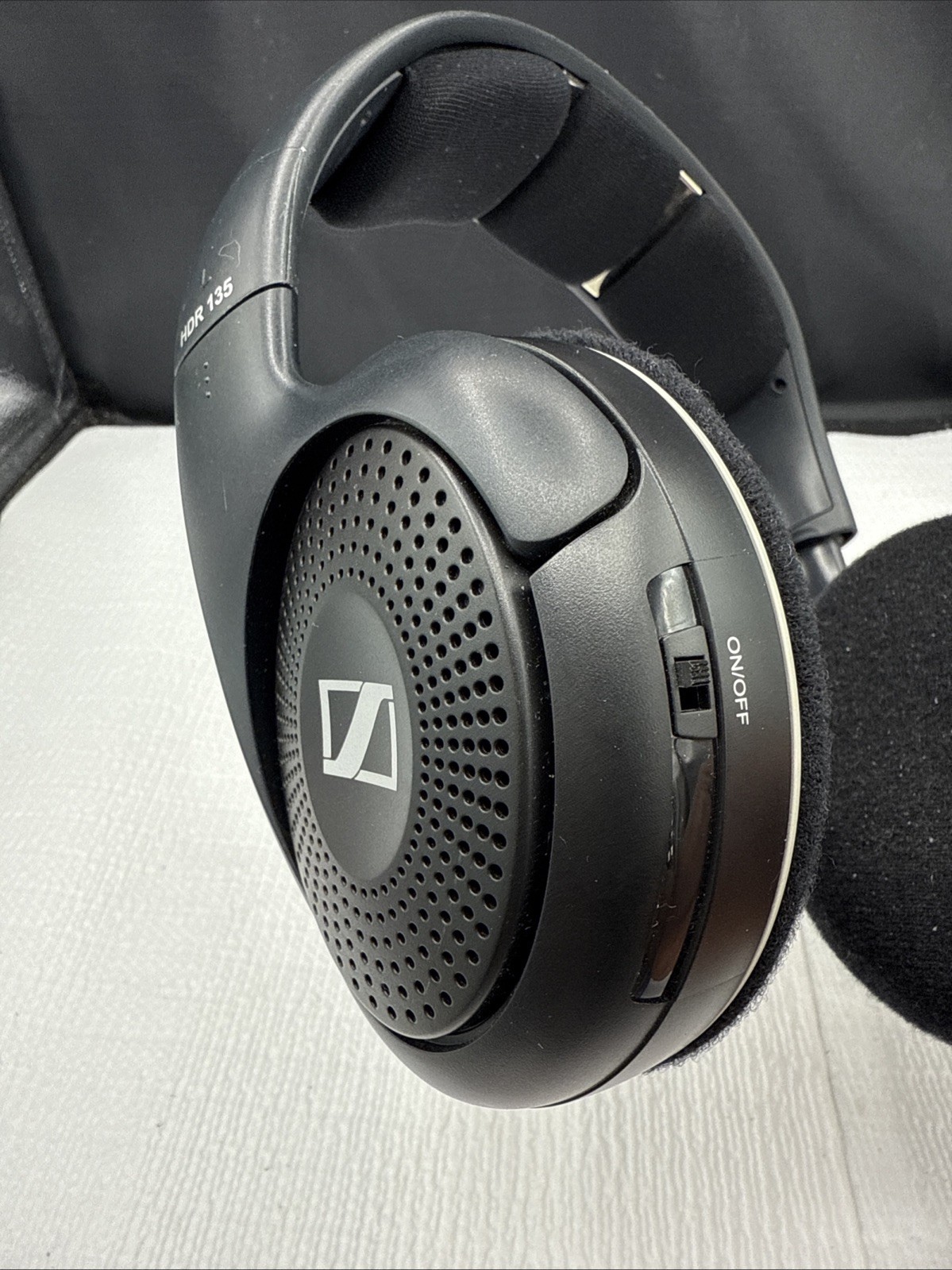 Genuine Original OEM Replacement Sennheiser HDR135  Wireless RF Headphones ONLY Item image 3