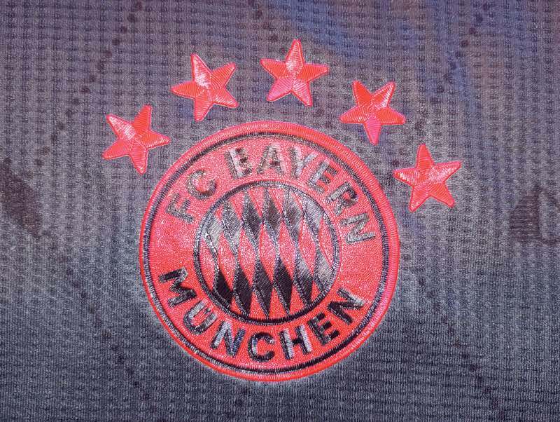 Sadio Mane FC Bayern Munich UCL Match Slim Black Third Soccer Jersey 2022-2023 Item image 4