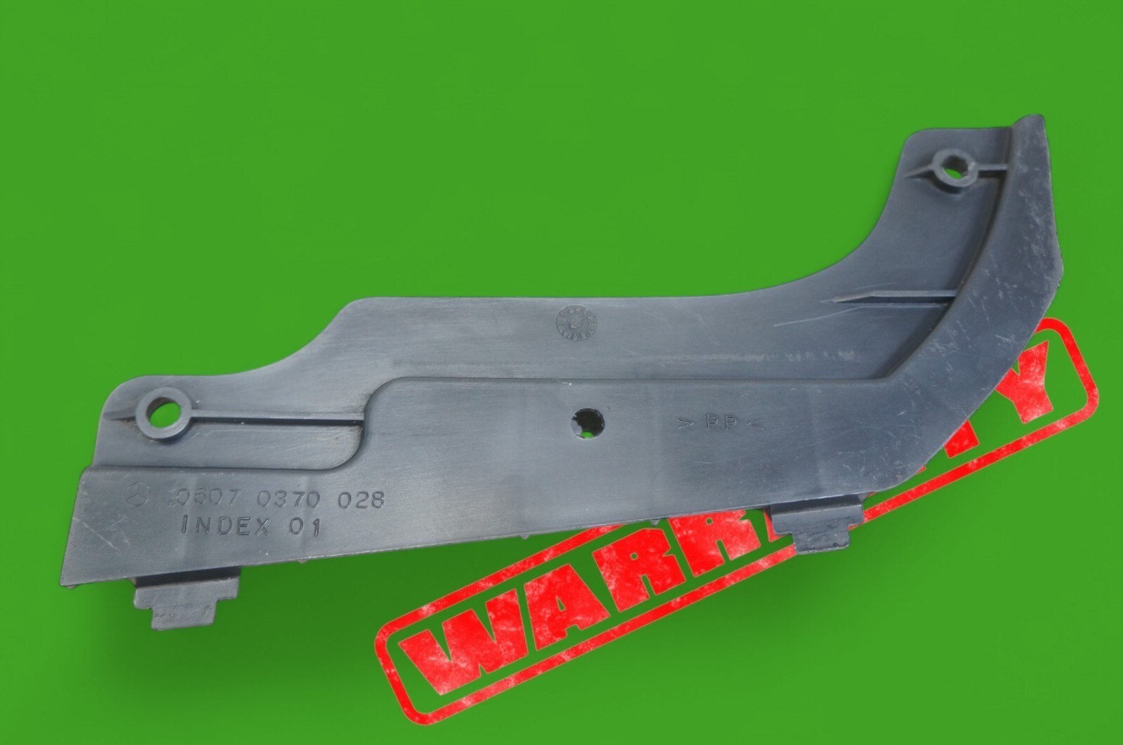 06-2011 mercedes x164 gl450 rear right passenger side mud flap skirt pan... - $25.00