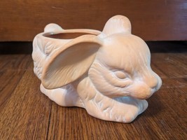Ceramic Bunny Planter - Peach/White - £7.03 GBP