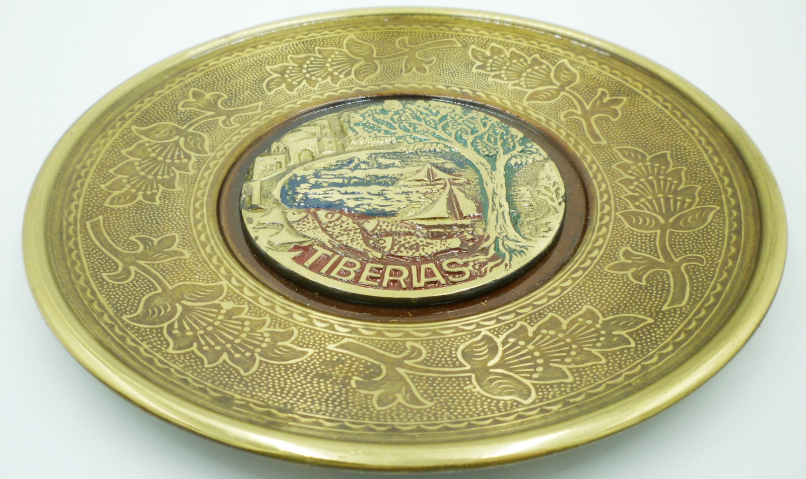 VINTAGE WALL HANGING BRASS COLLECTIBLE TRAVEL MEMORABILIA ISRAEL TIBERIU... - $18.00