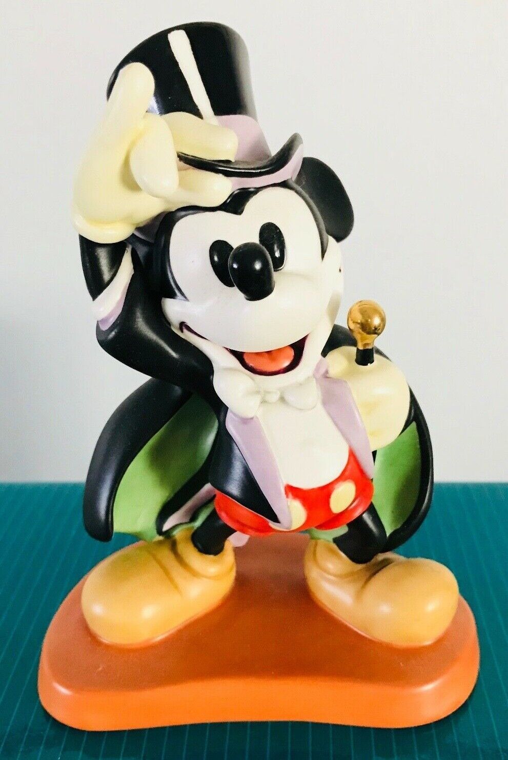 Walt Disney Magician Mickey Mouse On with Show Sculpture Figurine WDCC COA Box - $24.18