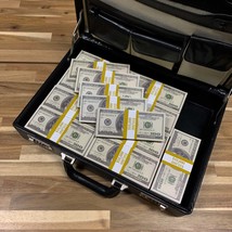 $500,000 2000 Series BLANK FILLER Prop Money Stacks & Briefcase - £558.25 GBP