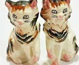 Vtg Salt &amp; Pepper Shakers Two Cute Tabby Kitty Cats Playing Japan - £7.21 GBP