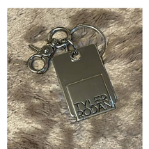 Vintage 1990s Tyler Rodan 4 1/2&quot; Silvertone Keychain w/Lobster Clip, Tag, Ring - £7.76 GBP