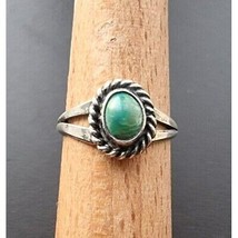 Southwestern Vintage 925 Sterling Silver 6X5 Mm. Oval Turquoise Ring Size 5.5 At - £38.80 GBP