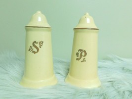 Vintage  Pfaltzgraff Village Salt &amp; Pepper 6&quot; Shakers w/ Stopper - £11.81 GBP