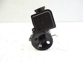 04 Mercedes R170 SLK320 power steering pump, 0024662401 - $1,137.08 MXN
