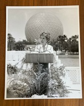 Walt Disney World Epcot Center Nancy Reagan Photo 8 x 10 Photograph - £27.45 GBP