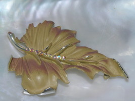 Vintage BSK Shaded Brown Taupe Enamel Maple Leaf w Aurora Borealis Rhinestones - £6.16 GBP