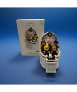 Hallmark Peanuts Ringing in Christmas Animated Musical Ornament MIB - €26,11 EUR