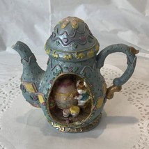Vintage Easter Bunny Teapot Figurine Easter Egg Factory By Y &amp; M 1995 5.5&quot; Tall - £8.01 GBP