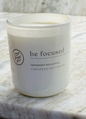 Primary image for Be Focused Peppermint Eucalyptus Chesapeake Bay Candle.l:13oz/368gm. 5” Tall