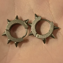 1Pair Punk Stainless Steel Spiky Thorn Stud Earrings For Unisex Ear Clip... - $100.13 MXN