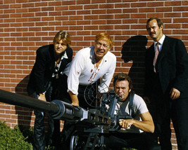 Clint Eastwood, Jeff Bridges, Geoffrey Lewis and George Kennedy in Thunderbol - £55.94 GBP
