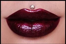 Hard Candy Hydrating Lip Stain All Matte Up New Sealed color Venom #1027 - $7.20