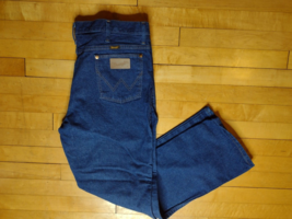 Wrangler 936 Mens  33x30 Blue Jeans Cowboy Cut Slim Boot Denim 936PWD - $22.99