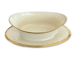 Lenox Eternal Dimension Collection Gravy Boat with Attached Underplate - £50.76 GBP