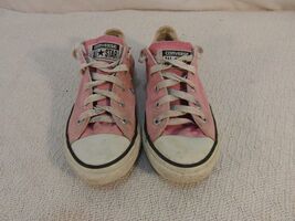 YOUTH PINK WHITE CONVERSE ALL STARS GIRLS sz1 LACE UP CLASSIC TENNIS SHO... - €10,19 EUR YOUTH PINK WHITE CONVERSE ALL STARS GIRLS sz1 LACE UP CLASSIC TENNIS SHO... - €10,19 EUR